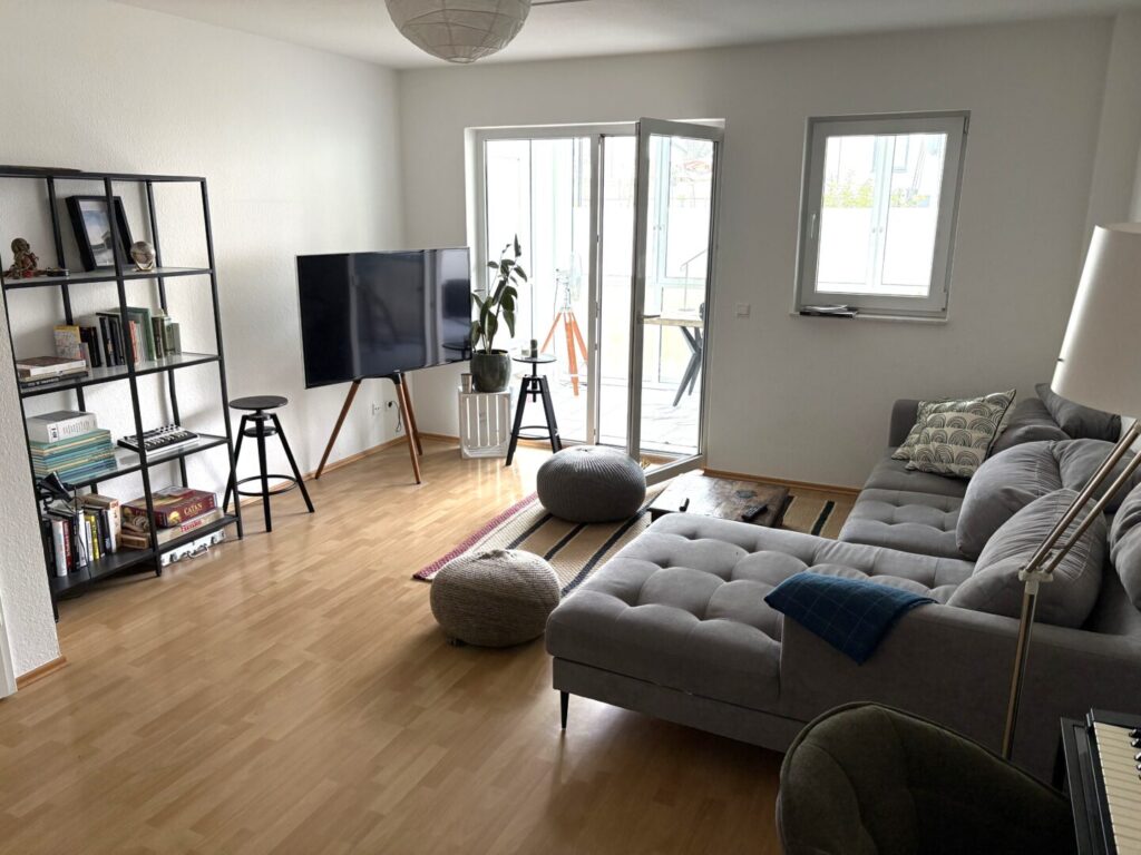 Wohnzimmer Bild 1