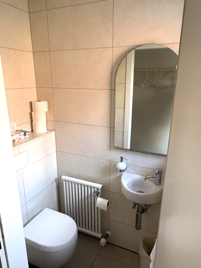 Gäste-WC Bild 1