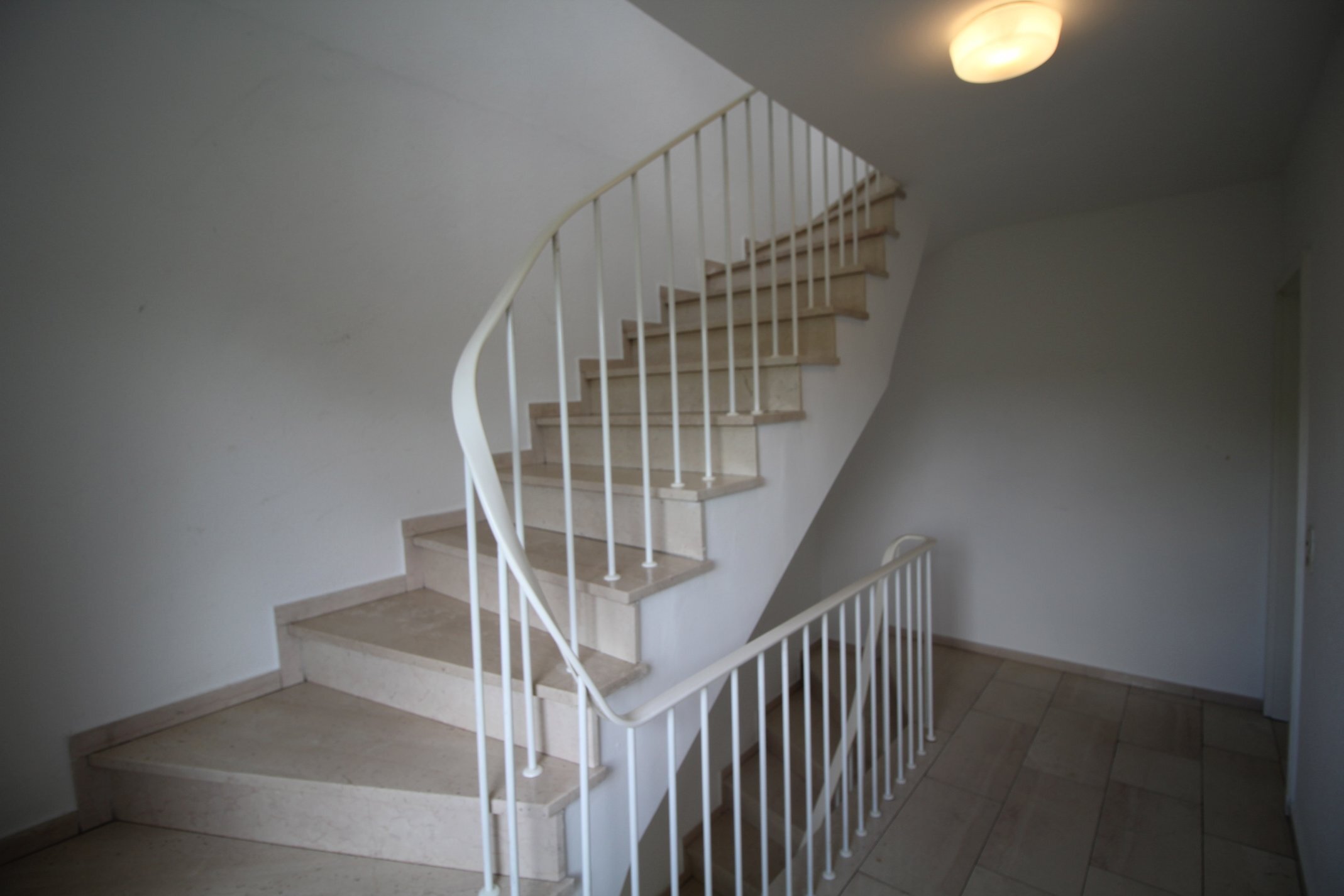 Hausflur Wetzlarer Str. 6a
